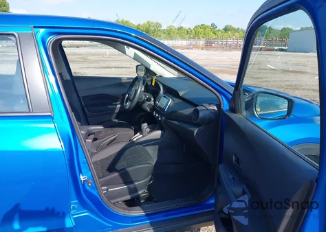 2021 Nissan Kicks S Xtronic Cvt z USA, uszkodzony, nr VIN 3N1CP5BV7ML541315